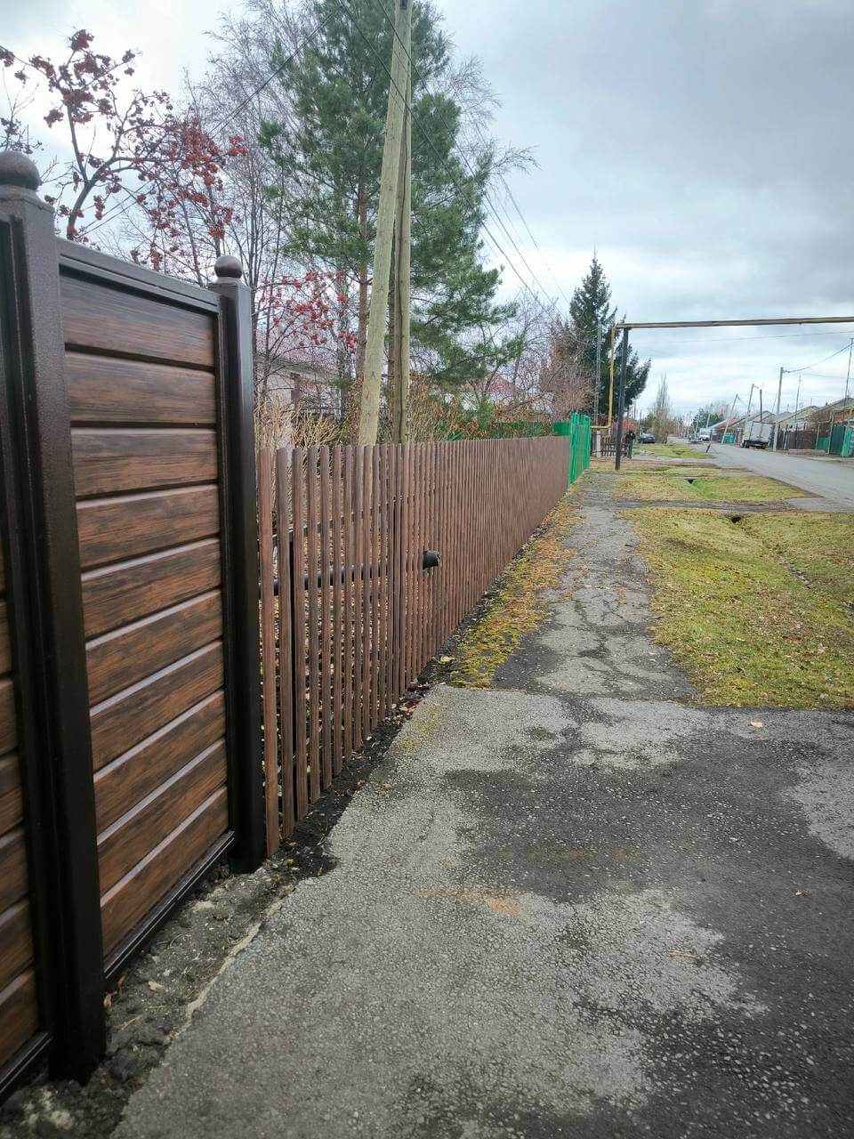 Забор из металлосайдинга Евро-Брус 46м Античное Дерево Принтек фото 3 в Изобильном